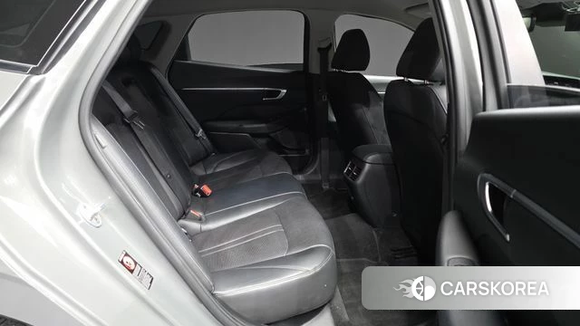 Hyundai Sonata (DN8) 2019 Серебристо-серый из Кореи, фото 3