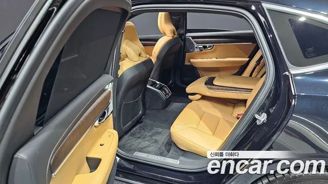 Volvo S90 2023 Черный из Кореи, фото 3