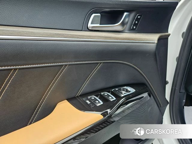 Kia K5 3rd generation 2023 Белый из Кореи, фото 3