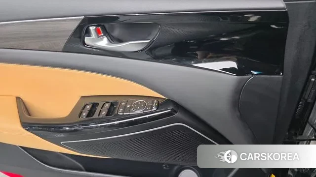 Kia K7 Premier Hybrid 2021 Черный из Кореи, фото 3