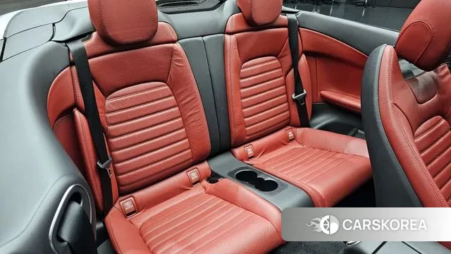 Mercedes-Benz C-Class W205 2018 Белый из Кореи, фото 3