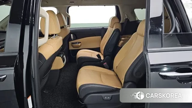 Kia Carnival 4th generation 2023 Черный из Кореи, фото 3