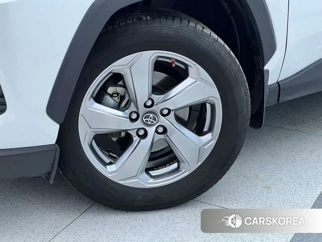 Toyota RAV4 Rongfang 2022 Белый из Китая, фото 3