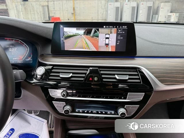 BMW 6 Series GT (G32) 2020 Белый из Кореи, фото 3