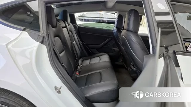 Tesla Model 3 2021 Белый из Кореи, фото 3