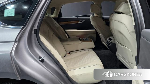 Genesis G80 (RG3) 2023 Серебряный из Кореи, фото 3