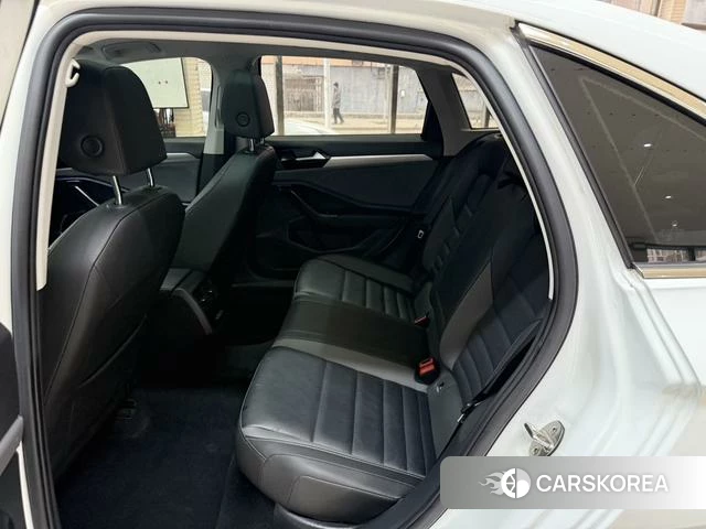 Volkswagen Sagitar 2022 Белый из Китая, фото 3