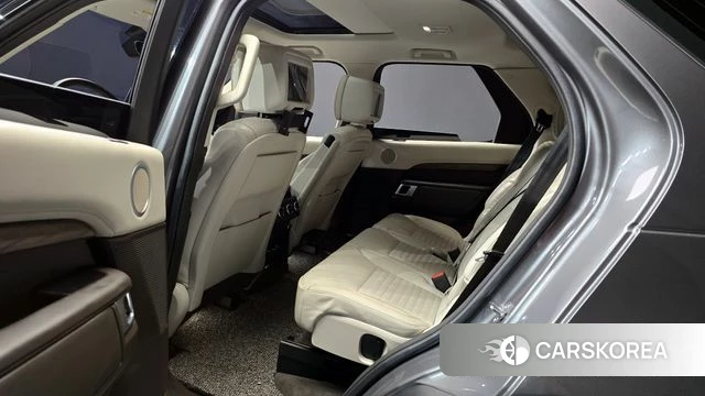 Land Rover Discovery 5 2018 Серый из Кореи, фото 3