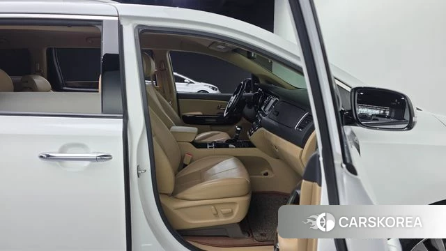 Kia All New Carnival 2018 Белый из Кореи, фото 3