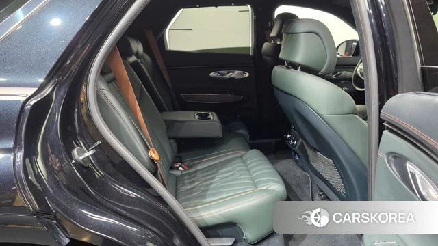 Genesis GV70 2021 Черный из Кореи, фото 3