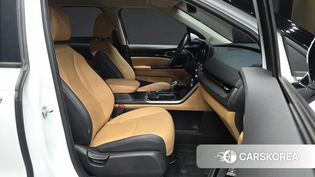 Kia Carnival 4th generation 2022 Белый из Кореи, фото 3