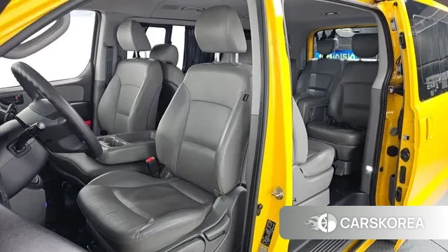 Hyundai The New Grand Starex 2018 Желтый из Кореи, фото 3