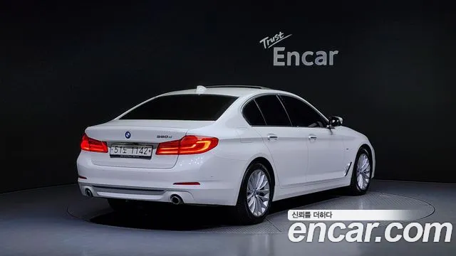 BMW 5 Series (G30) id 2699902 из Кореи 3