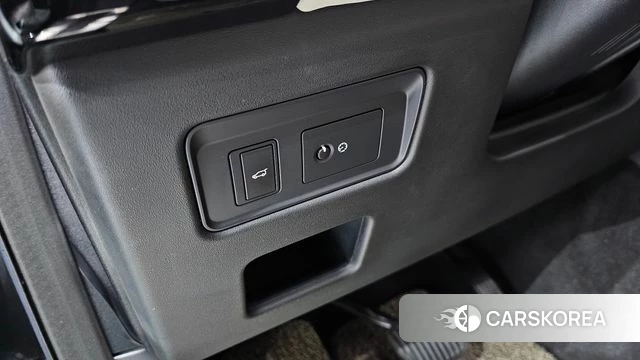 Land Rover Discovery 5 2018 Черный из Кореи, фото 3