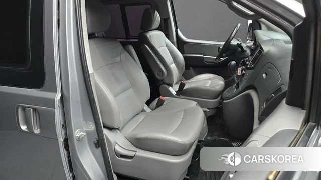 Hyundai The New Grand Starex 2020 Серебряный из Кореи, фото 3