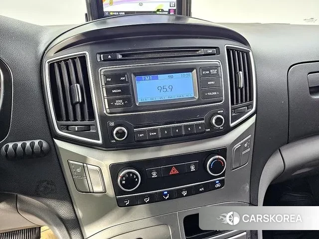 Hyundai The New Grand Starex 2018 Серебряный из Кореи, фото 3