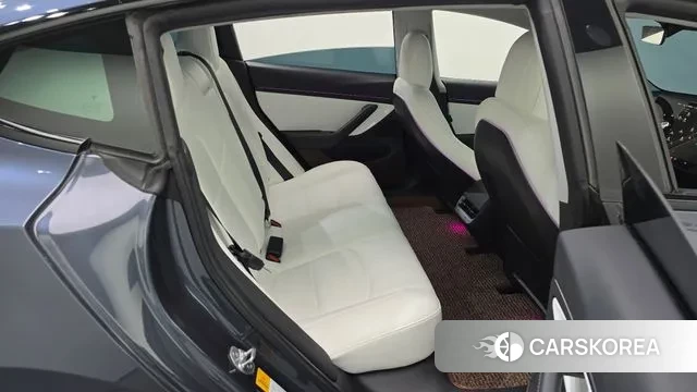 Tesla Model 3 2020 Серый из Кореи, фото 3