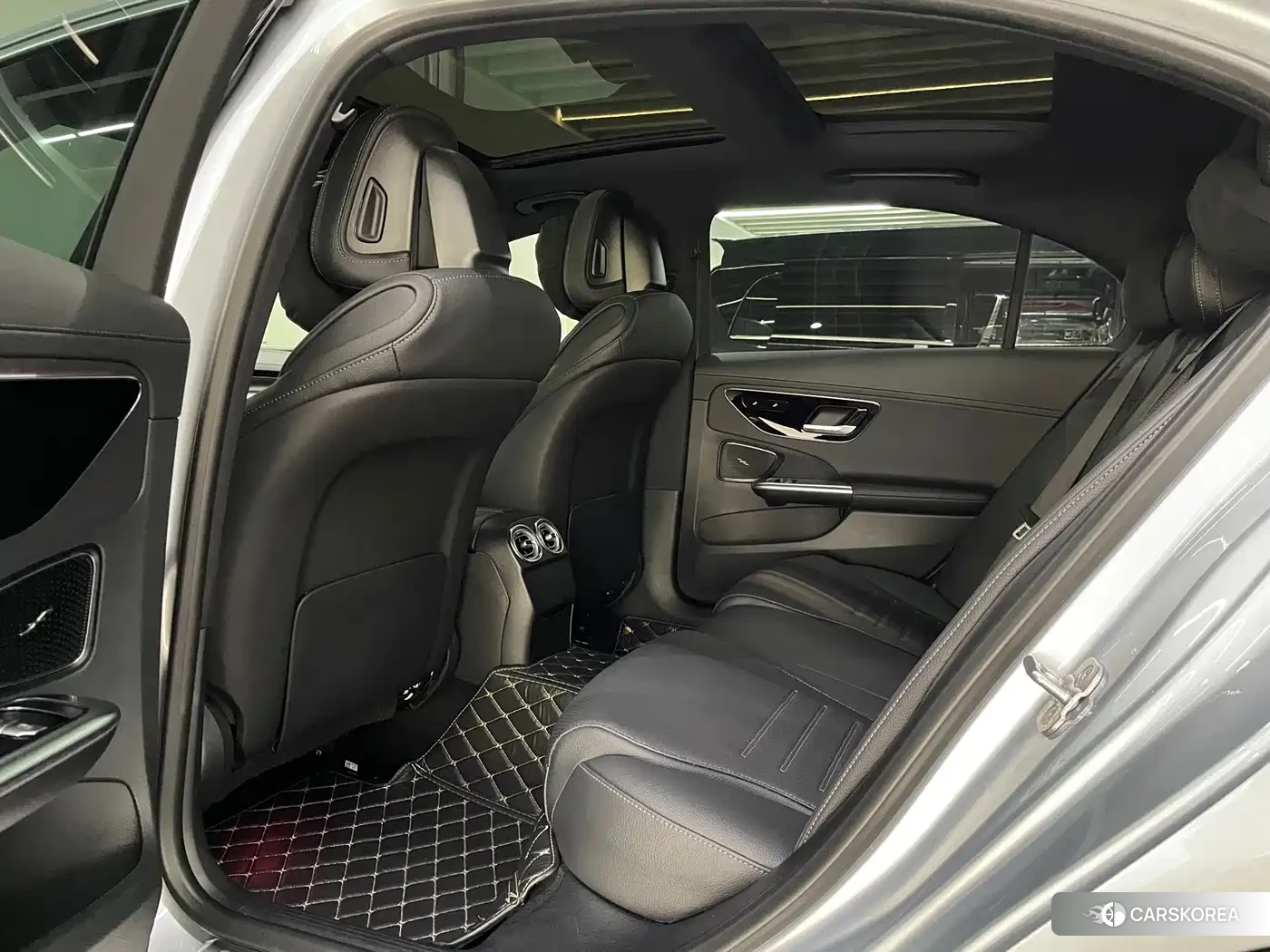 Mercedes-Benz C-class 2023 Silver/gray из Китая, фото 3