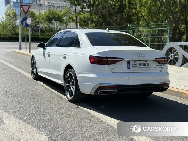 Audi A4L 2022 Белый из Китая, фото 3