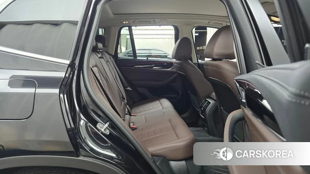 BMW X3 (G01) 2022 Черный из Кореи, фото 3