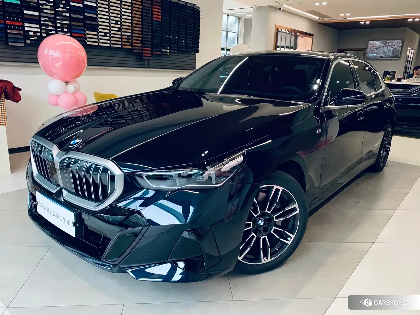 BMW 5 series 2025 Черный из Китая, фото 3