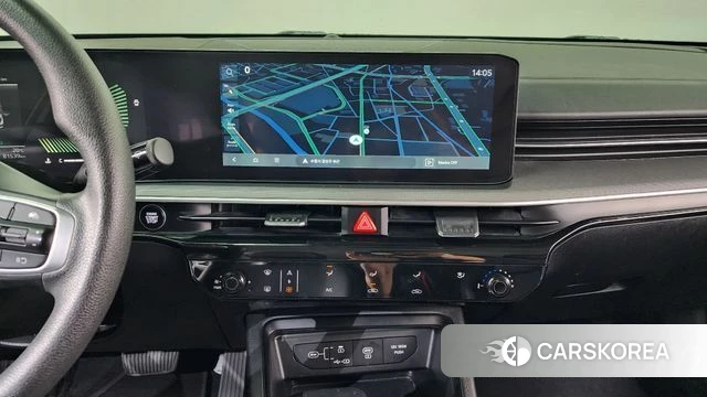 Kia The New K5 3rd generation 2024 Белый из Кореи, фото 3