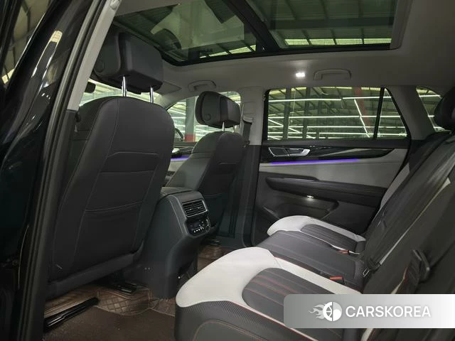 Volkswagen Tourang 2025 Черный из Китая, фото 3