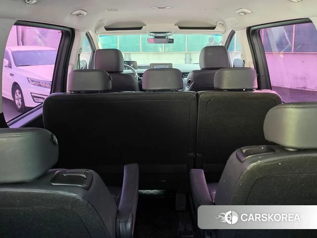 Hyundai Staria 2024 Белый из Кореи, фото 3