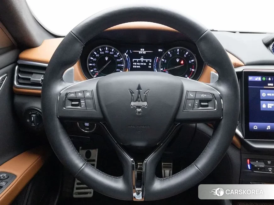 Maserati Ghibli 2023 Синий из Кореи, фото 3