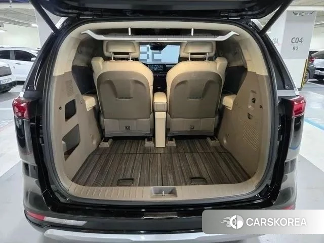 Kia Carnival 4th generation 2021 Серебряный двухцветный из Кореи, фото 3