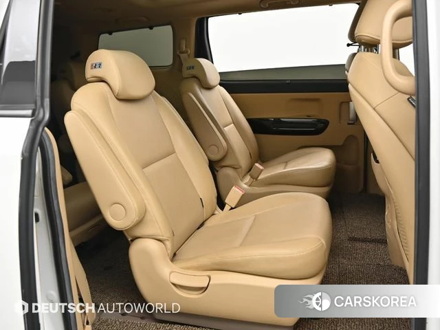 Kia The New Carnival 2019 Белый из Кореи, фото 3