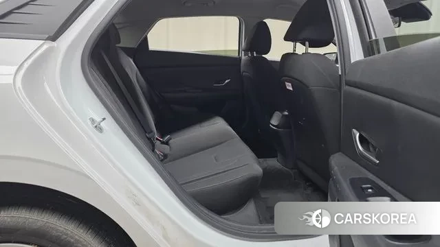 Hyundai Avante (CN7) 2021 Белый из Кореи, фото 3