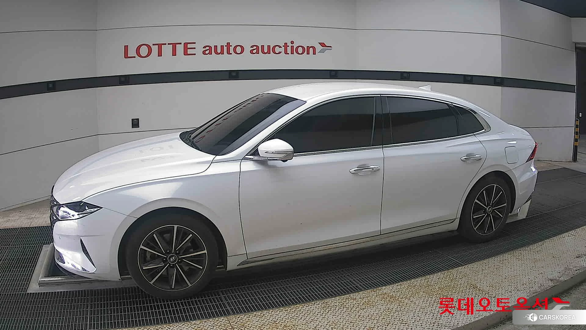 Hyundai Grandeur 2020 White cream (optional) из Кореи, фото 3