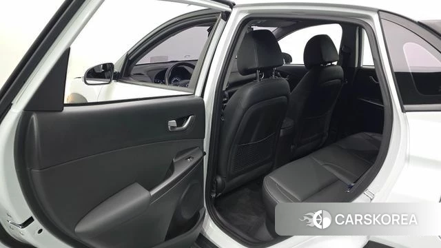 Hyundai Kona 2019 Белый из Кореи, фото 3