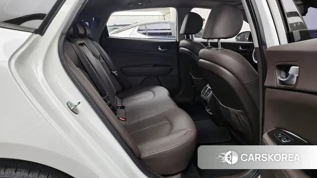 Kia The New K5 2nd generation 2018 Белый из Кореи, фото 3