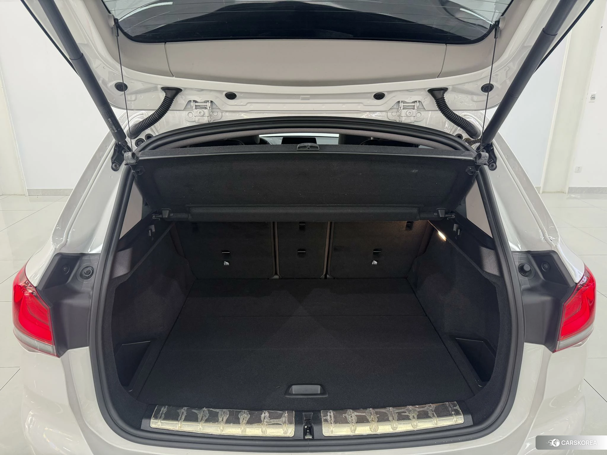 BMW X1 2020 Белый из Китая, фото 3