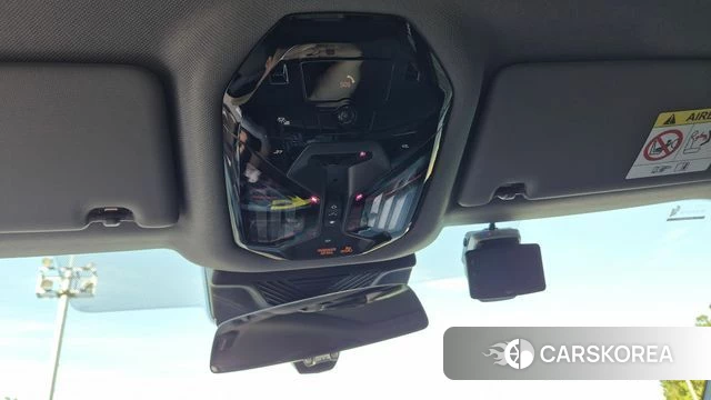 BMW 5 Series (G60) 2024 Белый из Кореи, фото 3