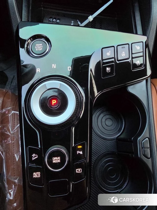 Kia Sportage 5th Generation 2023 Белый из Кореи, фото 3