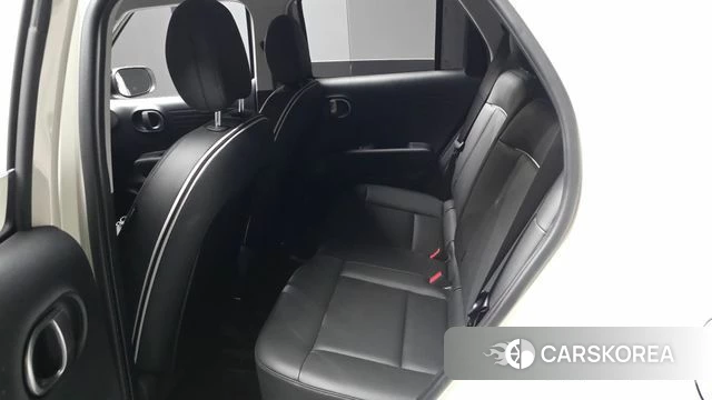 Hyundai Casper 2023 Белый из Кореи, фото 3