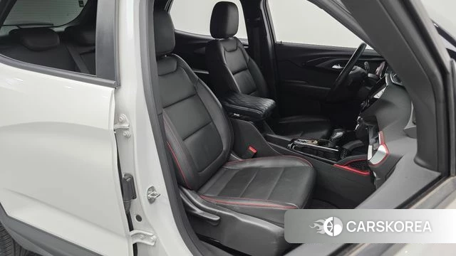 Chevrolet (GM Daewoo) Trailblazer 2021 Белый из Кореи, фото 3