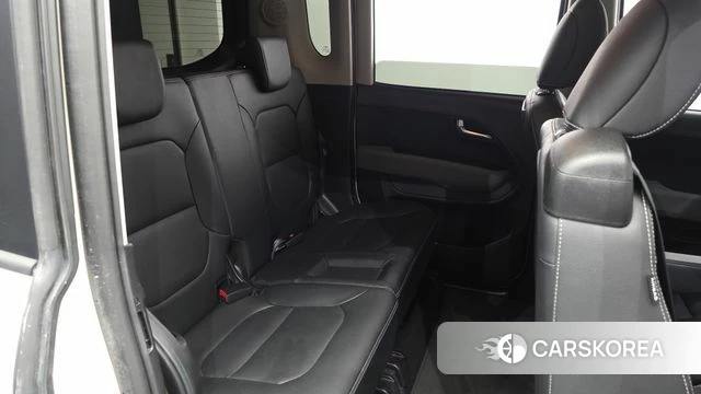 Kia The New Kia Ray EV 2024 Жемчужный цвет из Кореи, фото 3