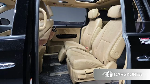 Kia The New Carnival 2018 Черный из Кореи, фото 3