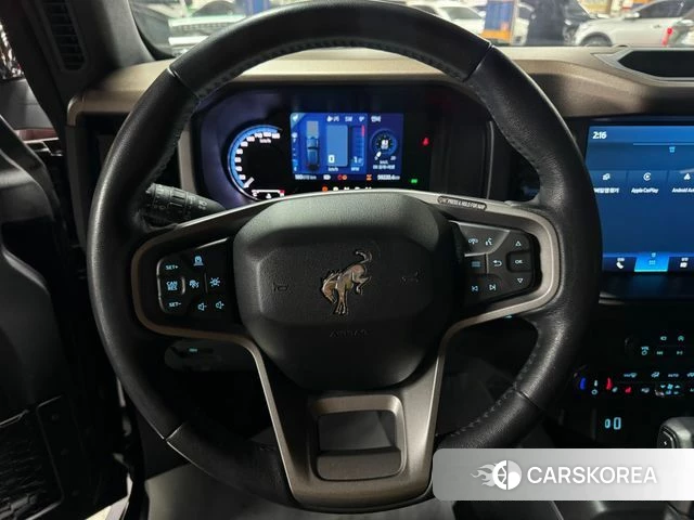 Ford Bronco 6th Generation 2022 Черный из Кореи, фото 3