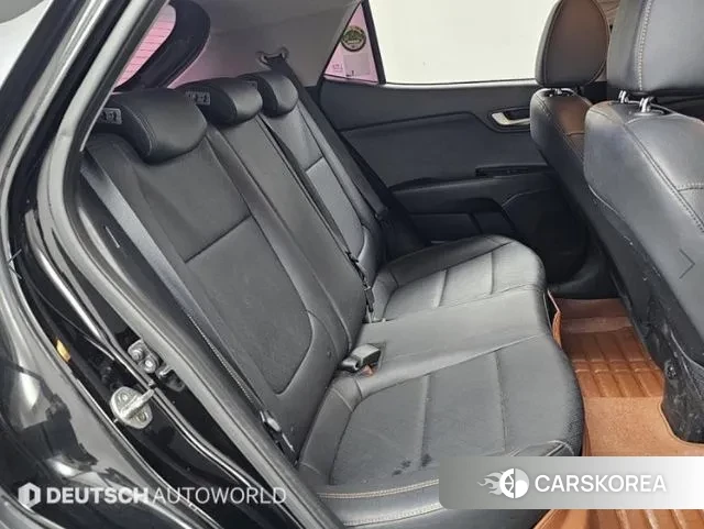 Kia Stonic 2019 Черный из Кореи, фото 3