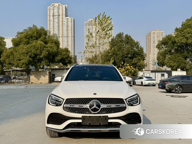 Mercedes-Benz GLC 2021 Белый из Китая, фото 3