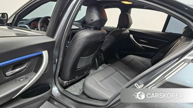 BMW 3 Series (F30) 2018 Серый из Кореи, фото 3