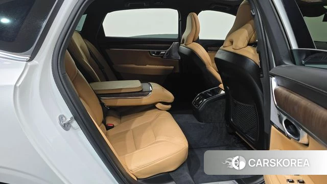 Volvo S90 2023 Белый из Кореи, фото 3