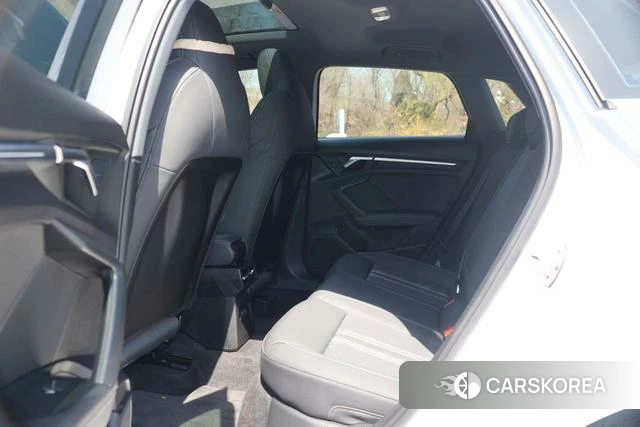 Audi A3 2023 Белый из Китая, фото 3