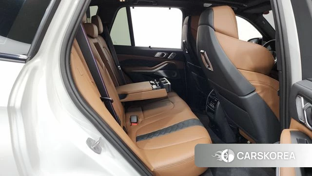 BMW X5M (G05) 2024 Белый из Кореи, фото 3