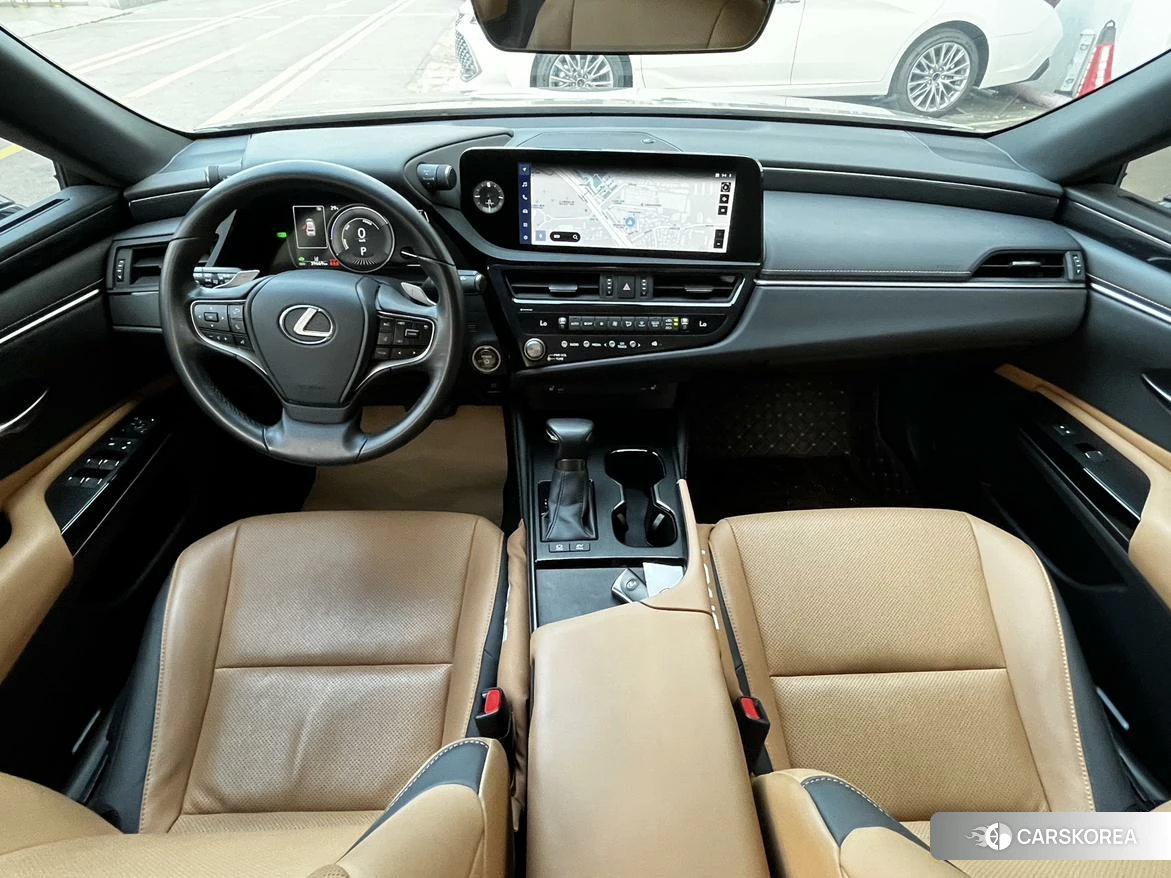 Lexus ES 2022 Серебристо-серый из Китая, фото 3